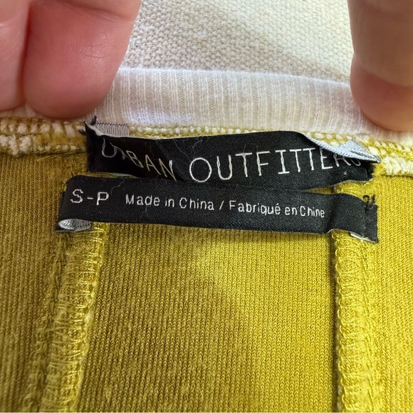 Urban Outfitters Olive Green Velvet Crop Top with White Trim - Size S/P - Picture 8 of 15